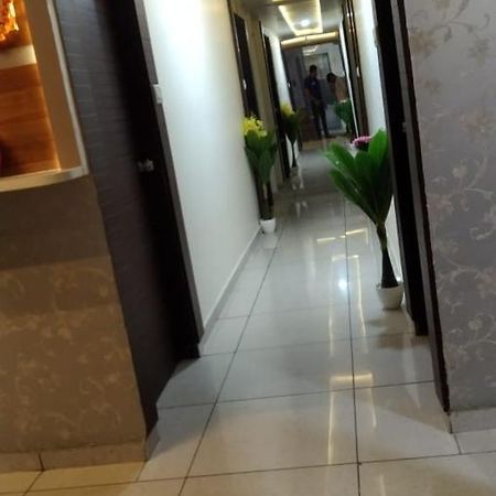 Hotel Atlanta Ahmadábád Kültér fotó
